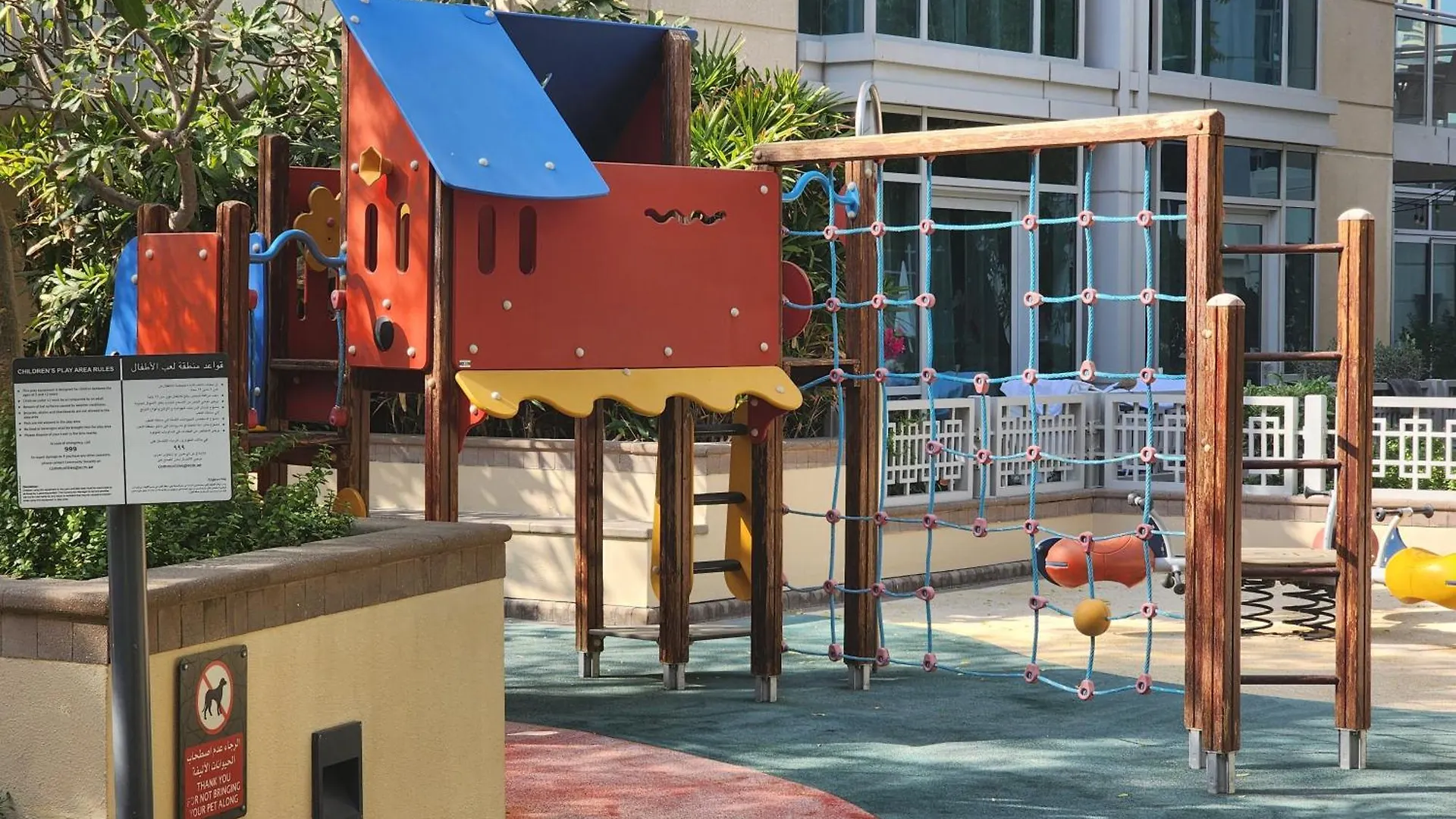 Downtown Oasis, Burj Khalifa Views, Luxury Amenities Apartment Dubai United Arab Emirates
