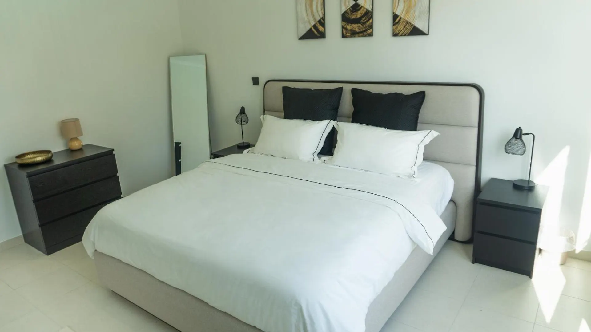 Downtown Oasis, Burj Khalifa Views, Luxury Amenities Apartment Dubai 0*,